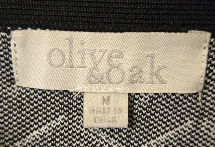 Saia de Malha Chevron Olive & Oak Preta Branca Tamanho Médio Linha A Cintura Elástica - Imagem 4 de 4