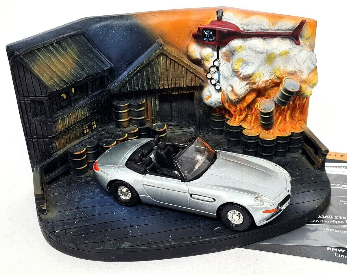 Corgi 1/36 BMW Z8 & Diorama 007 James Bond World is Not Enough
