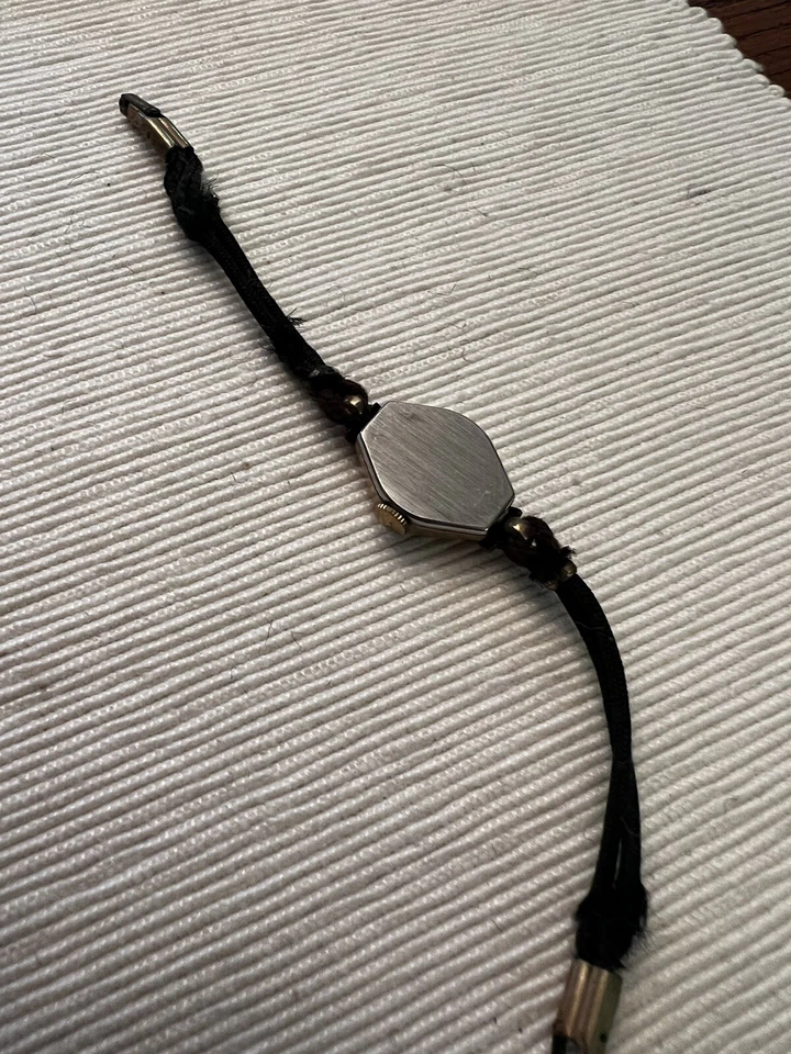 Reloj pulsera suizo vintage Emerson 17 joyas * Reloj para mujer Foto 2 de 2