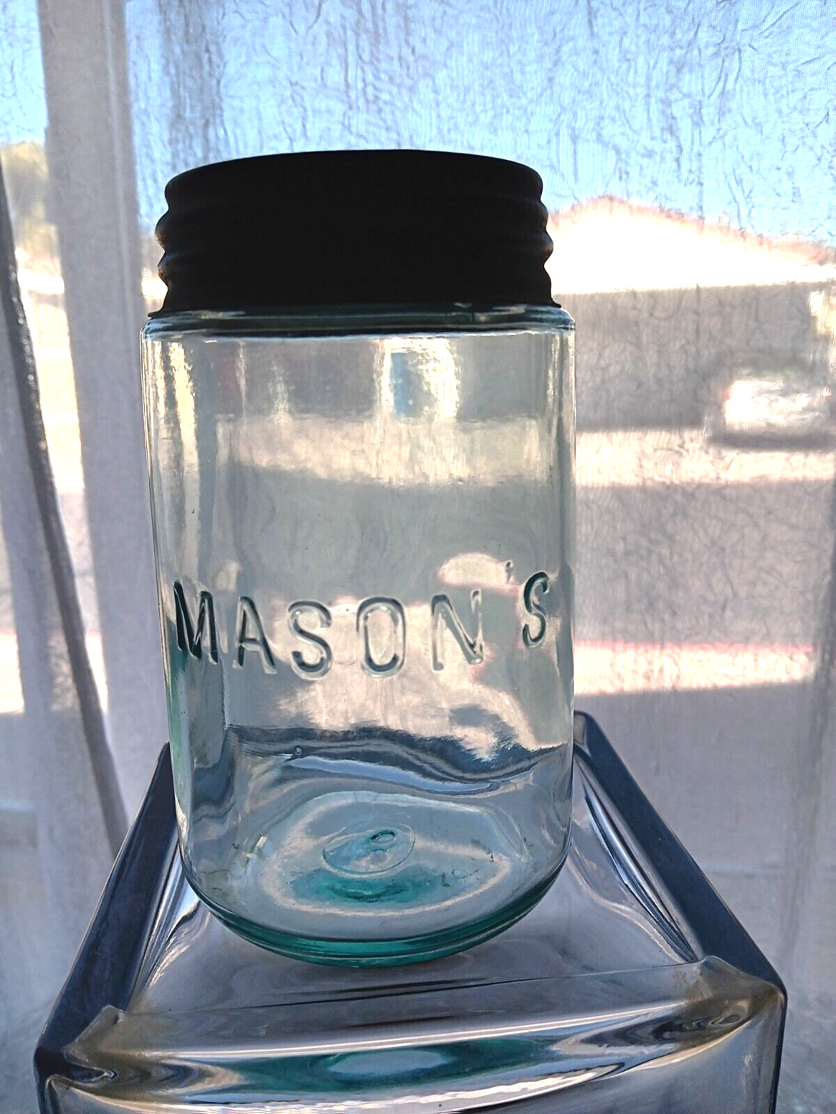MASON'S small straight line lettering fruit jar aqua pint zinc lid