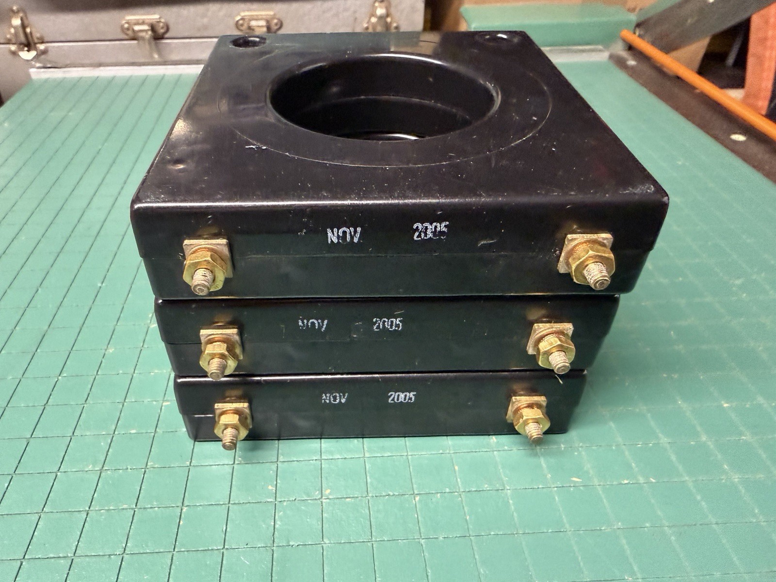 Set Of Current Transformers , Ratio 600: 5A, CAT 7ASHT-601, 50-400Hz Class 10kV