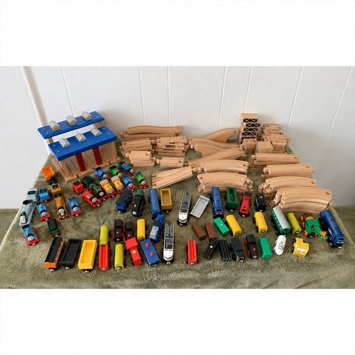 Thomas The Train Brio IKEA Toys R Us Wooden Tracks Large LOT