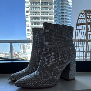 BCBG Generation Silver Rhinestone Ankle Bootie BRIEL-2 Size 8/38.5 Retails $170