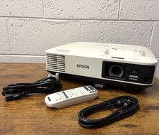 Epson EB-1975W 720p HD 5000 Lumens WXGA Large Venue Projector READ DESCRIPTION