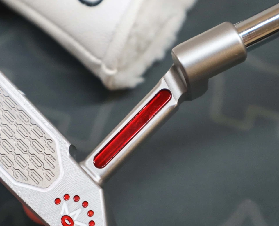 2025 Scotty Cameron Squareback2 Studio Style Custom Putter Canada Flag Edition - Image 3 of 4