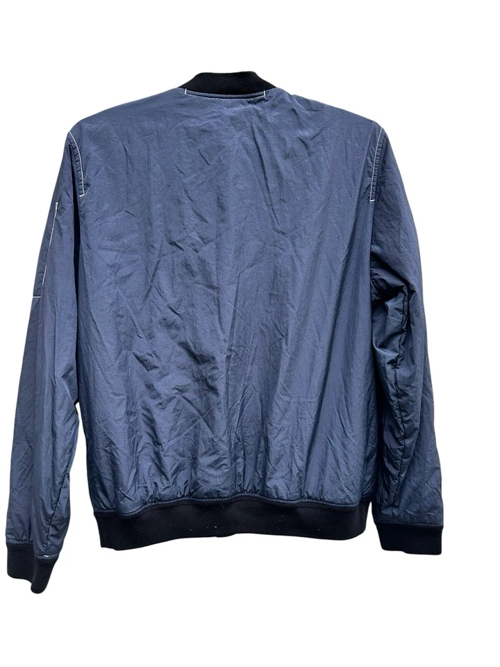 Chaqueta de bombardero T Alexander Wang azul marino talla pequeña para hombre precio de venta sugerido por el fabricante 450,00 usada en excelente estado Foto 2 de 4