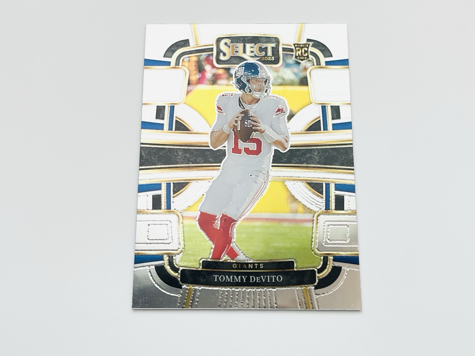 2023 Panini Select #73 Tommy DeVito Silver Prizm Die-Cut RC