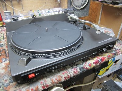 AIWA AP-2200 DIRECT DRIVE AUTO RETURN VINTAGE CLASSIC PLATTENSPIELER SAMMLERSTÜCK
