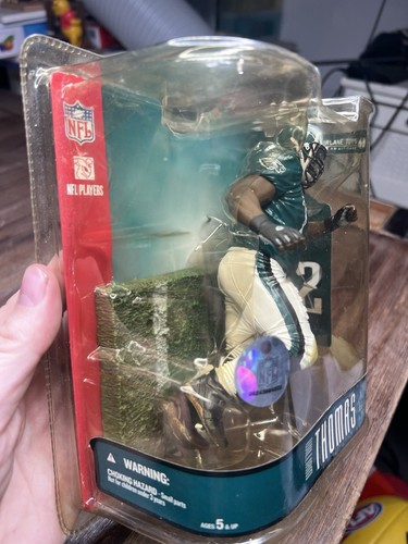 McFarlane NFL Series 15 William Thomas Philadelphia Eagles Green Jersey - Picture 6 of 16