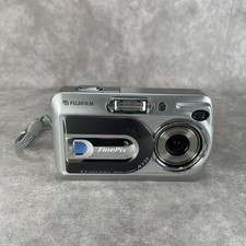 Fujifilm Finepix A330 - 3.2MP camera - Retro, Y2K, Vintage digital