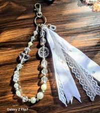 Handmade Beaded Ribbon Bow Key Chain White Pink Purple Heart Butterfly Cute