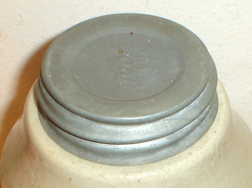 Antico vaso da frutta in gres Macomb Pottery Co. One Quart con tappo a sfera in zinco - Foto 2 di 11