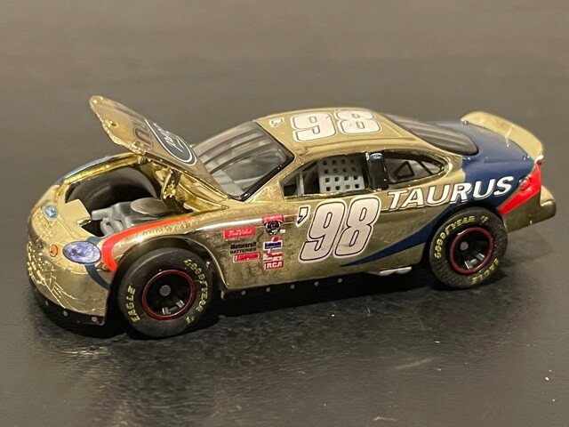 NASCAR 50th Anniversary GOLD #98 1998 RACING CHAMPIONS Stock Car, 1/64