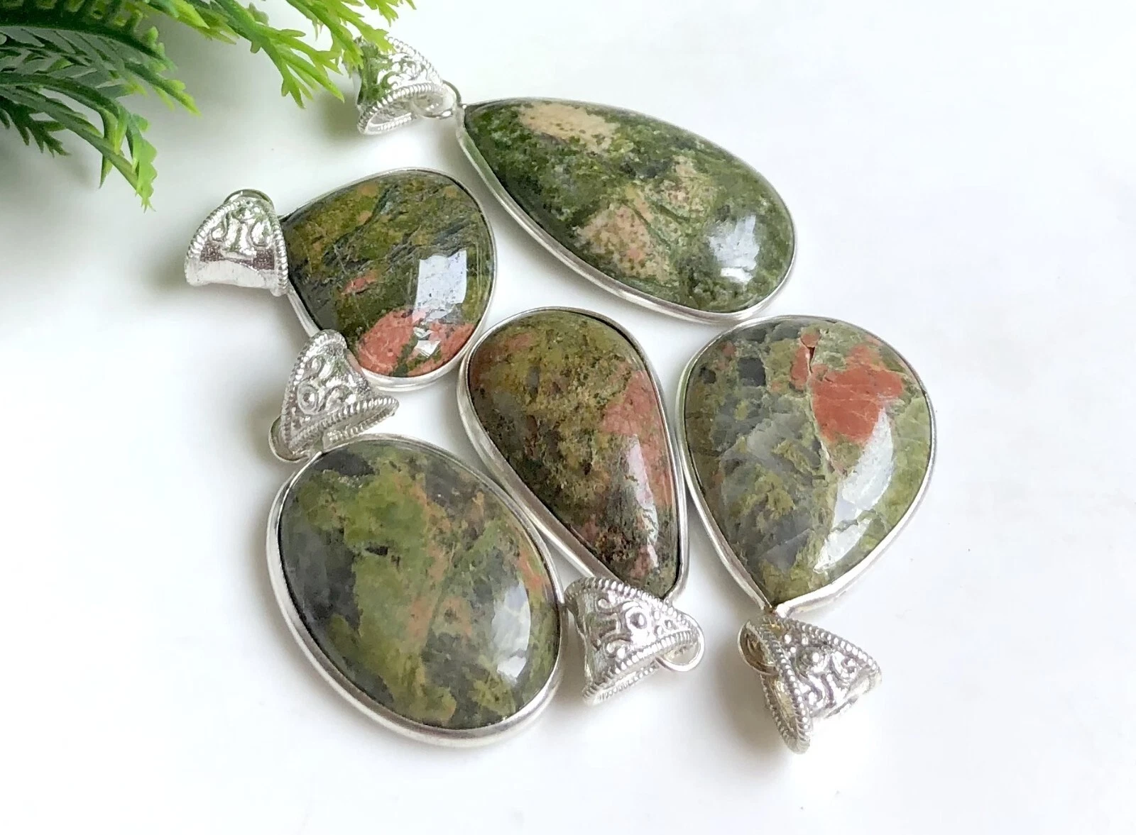 VETEMENTS Ciondolo Sovrapposizione Argento Unakite Jasper Come Pic lotto 5 pezzi 1 25 2 pollici a446