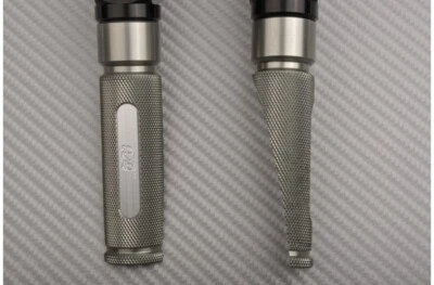 Paire Repose Pieds Avant Pilote Titane-Alu 9cm Pour BUELL XB12Ss XB12 SS 2009 + - Photo 1/4