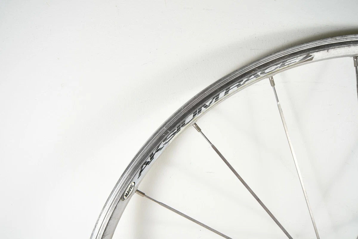 Mavic Aksium Race 700c Clincher Wheelset Shimano 9-11sp Silver Road Bike Wheels