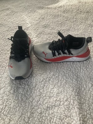 Boy Puma Slip On Gray Black And Red Sneakers Size 5