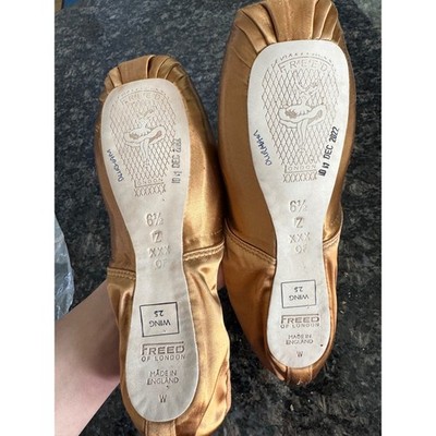 Freed of London Bronze Satin Pointe Shoes Studio Pro 6.5 XXX Z 2.5