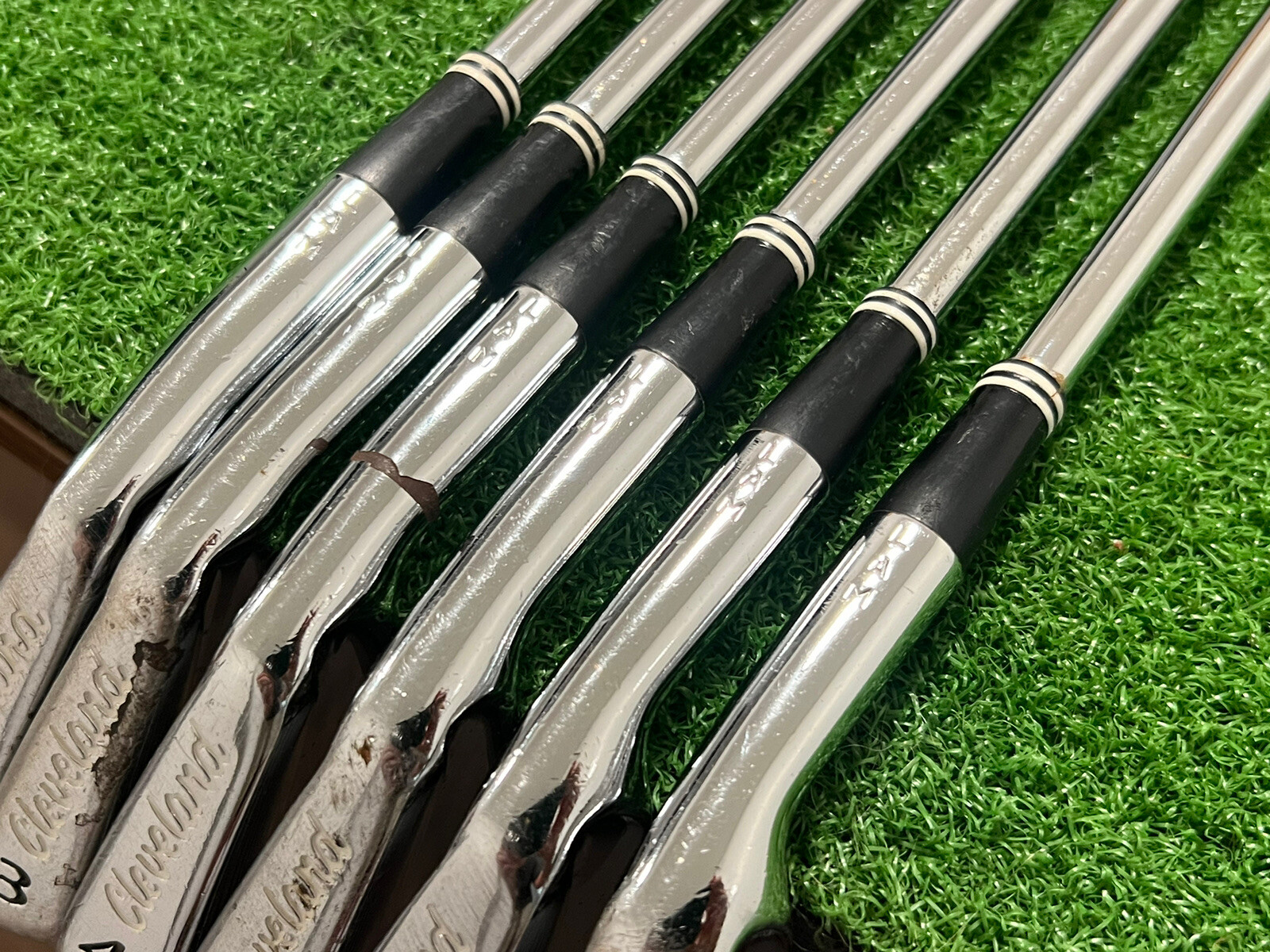 RARE Cleveland Golf Custom Blank MB Iron Set 2 3 4 5 7 8 Right Steel DG