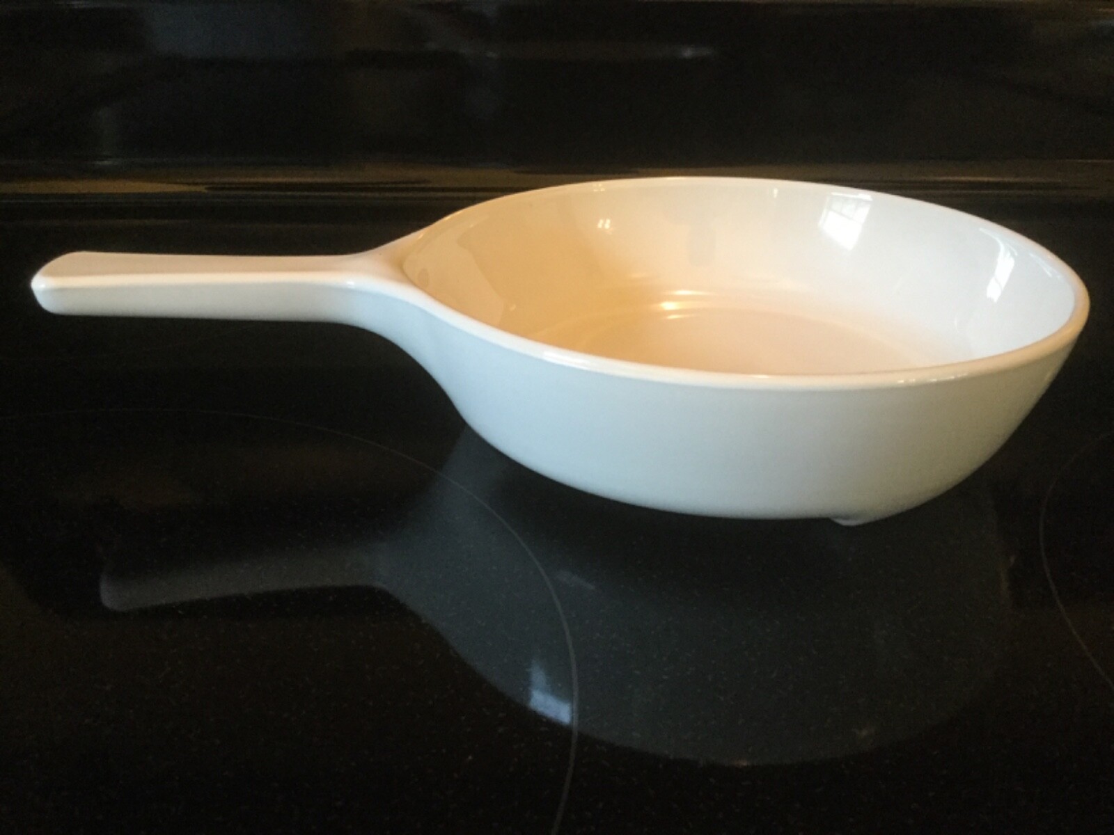 Vintage Corning Ware Just White MW-83-B Microwave Browning Dish Menuette Handle