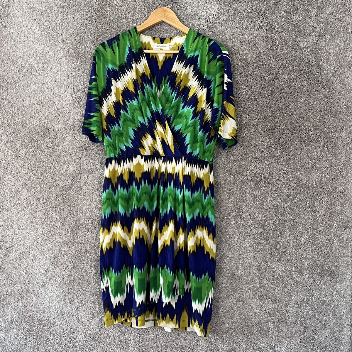 Calvin Klein Dress Womens 6 Green Blue White Aline Short Sleeve V-Neck