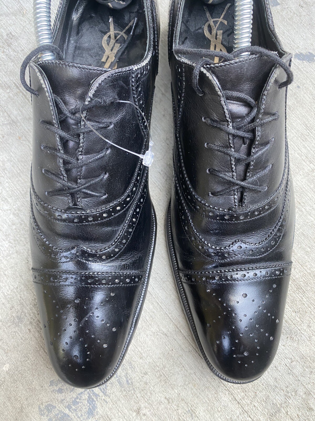 Scarpe eleganti Yves Saint Laurent in pelle nera Wingtip Oxford 8