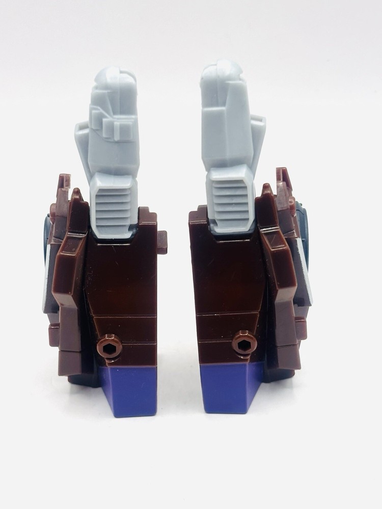 Transformers Bumblebee Cyberverse Wildwheel Battle Call Trooper Class R&L Legs
