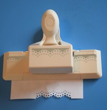 3825 Martha Stewart Scrapbooking paper punch, doily lace edging