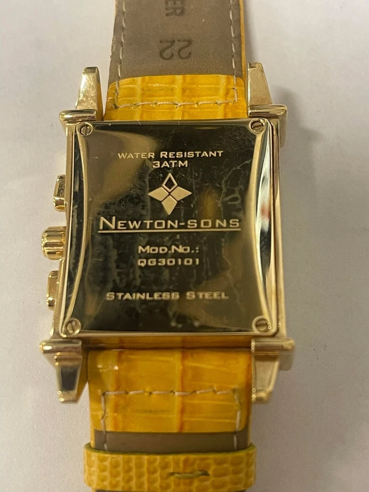 NEWTON-SONS Womans Royal Cube QG30101 Leather Band/Water Resistant Watch - Image 4 of 4