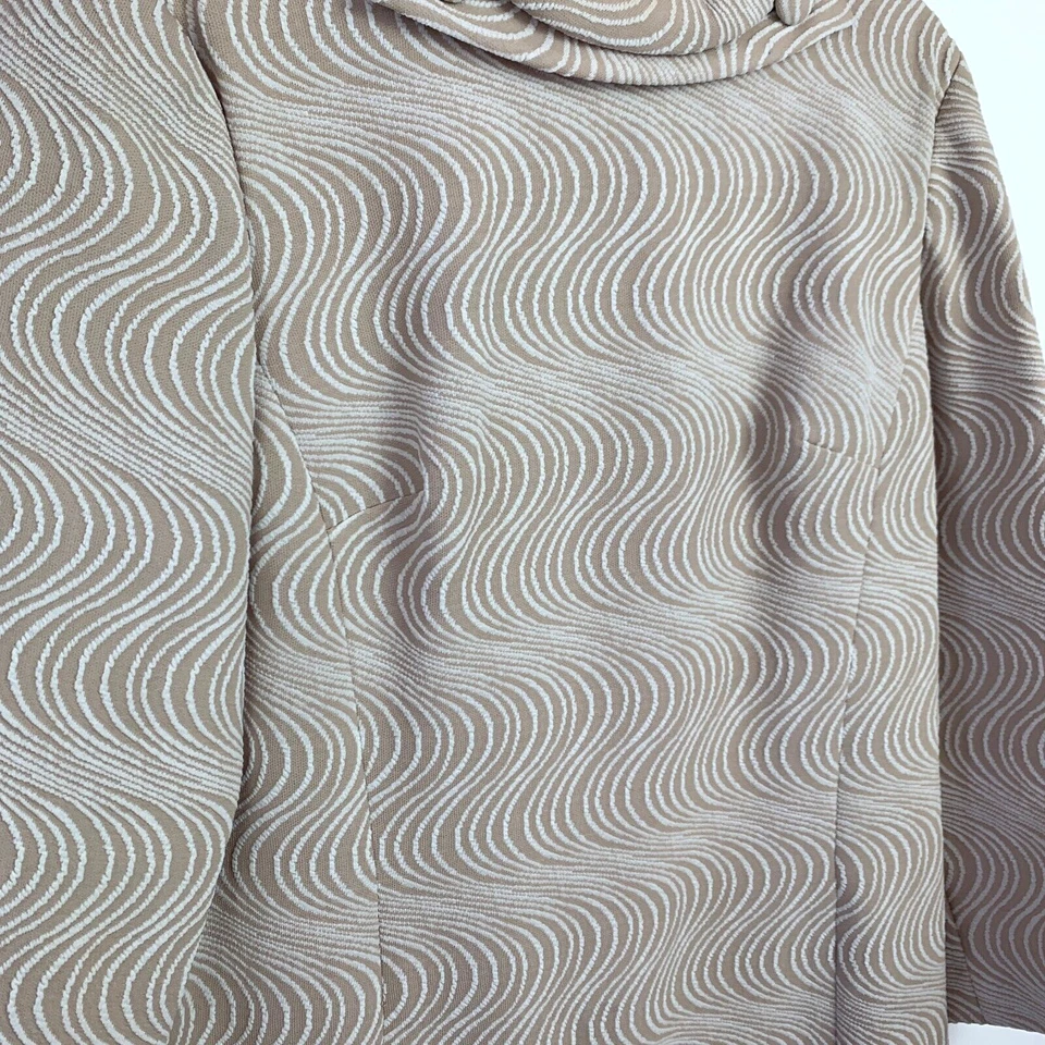 Vintage 1960s Henry Lee Wavy Psychedelic Tan  Neutral Dress Bust 40" Twee - Image 2 of 4