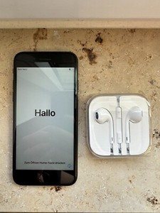 Apple iPhone 7 - 128GB - Schwarz (Ohne Simlock)