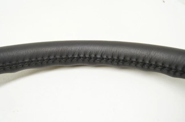 Volante Mazda 626 2000-2002 cuero ébano negro Foto 2 de 3