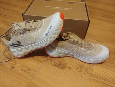  NEU  nnormal Sportschuhe Gr. 40   Laufschuhe / Sneakers  