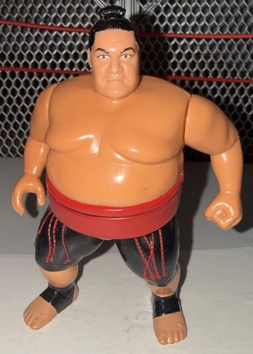 Vintage WWF Titan Hasbro Yokozuna Action Figure Se...