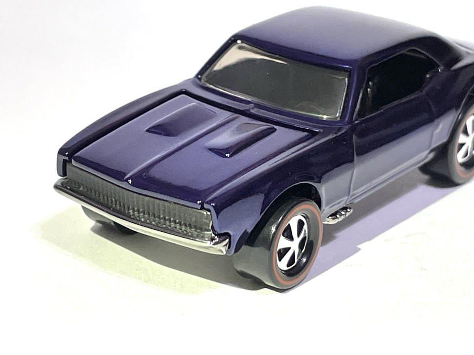 Hot Wheels Redline Custom Camaro - Cream Interior & Hong Kong Version With White Body