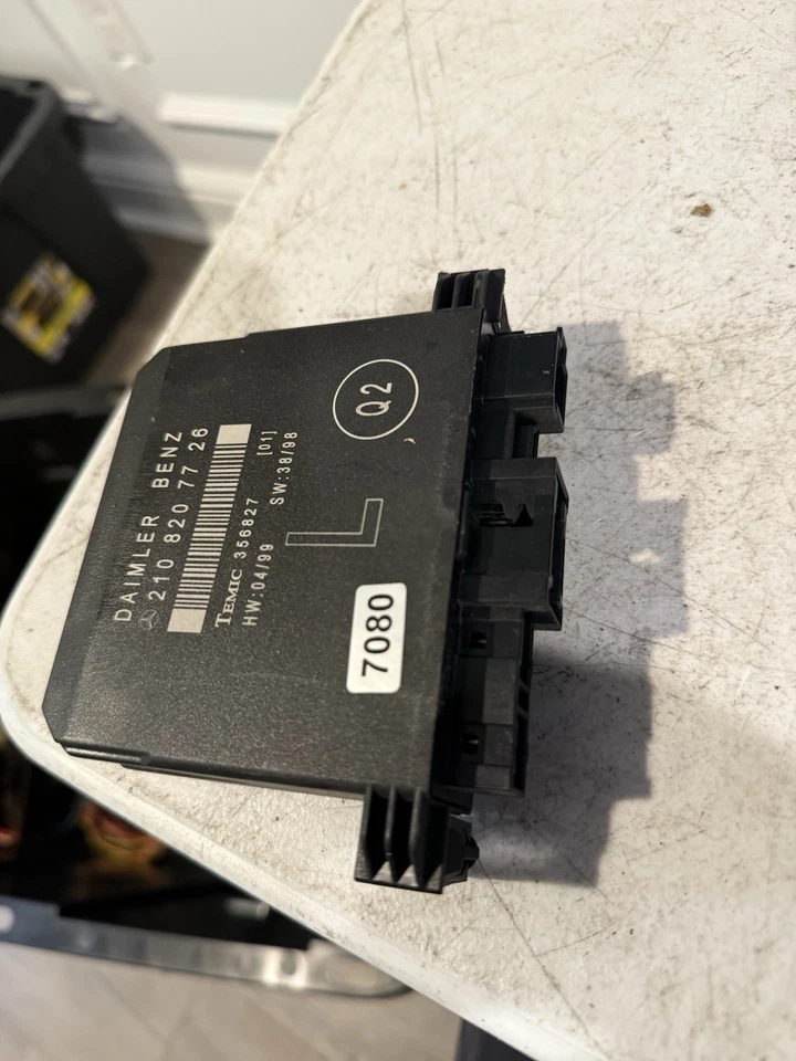98-03 Mercedes W208 E320 CLK430 Front Left Door Control Module OEM 2108207726 - Image 3 of 4