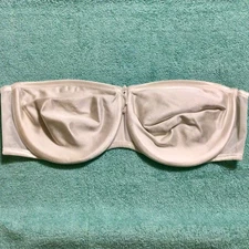 42C Curvation Strapless White Underwire Back Closure Soft Cup Bra 5304150 42 C
