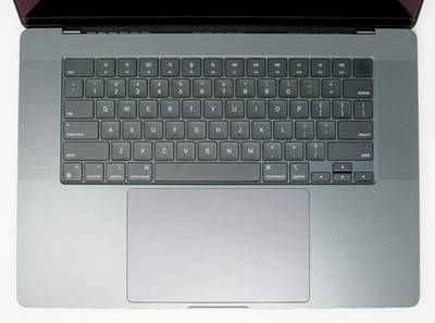 Apple MacBook Pro 16