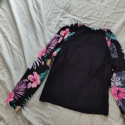 JUSTICE Retro Surf Rash Guard Girls Long Sleeve Pullover L/G (12/14) Beach - Picture 8 of 9