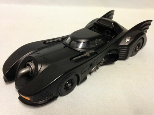 jada 1989 batmobile