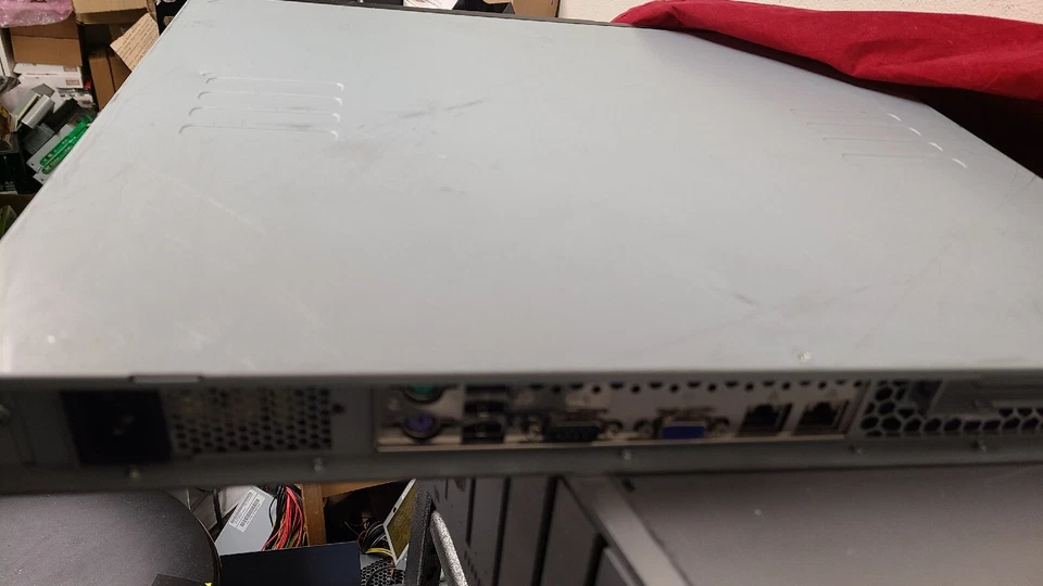 Asus RS100-E5-P12 Server 2.4GHZ, 8GB RAM , 320GB HDD - Image 4 of 4