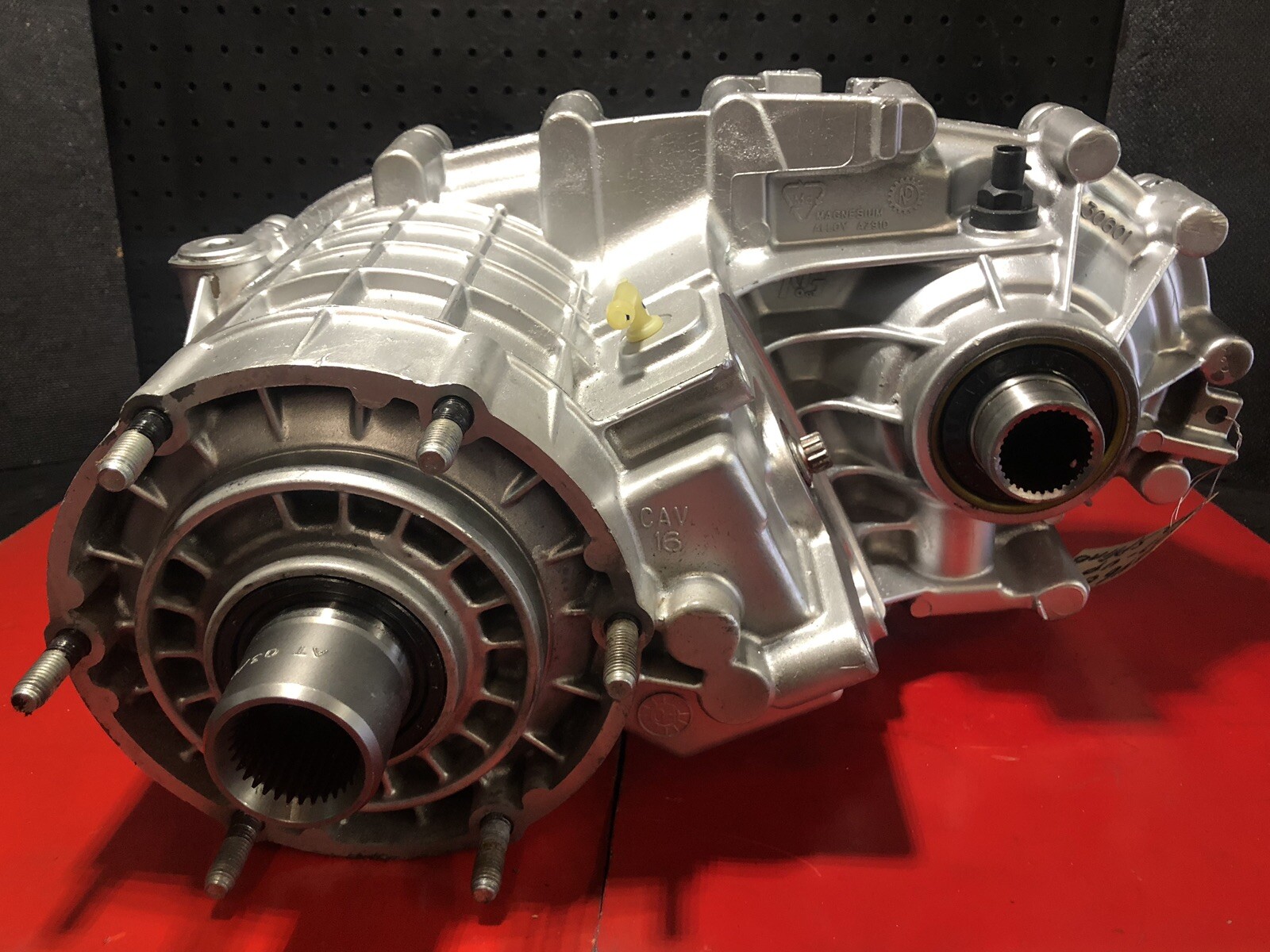 20032007 CHEVY NP246 TRANSFER CASE SILVERADO 2500 V8 6.0L ASSY