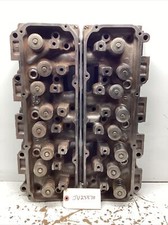 19701971 Ford 351c Small Block Cylinder Head Set D0ae-j- Date Code Oe9 Oe29