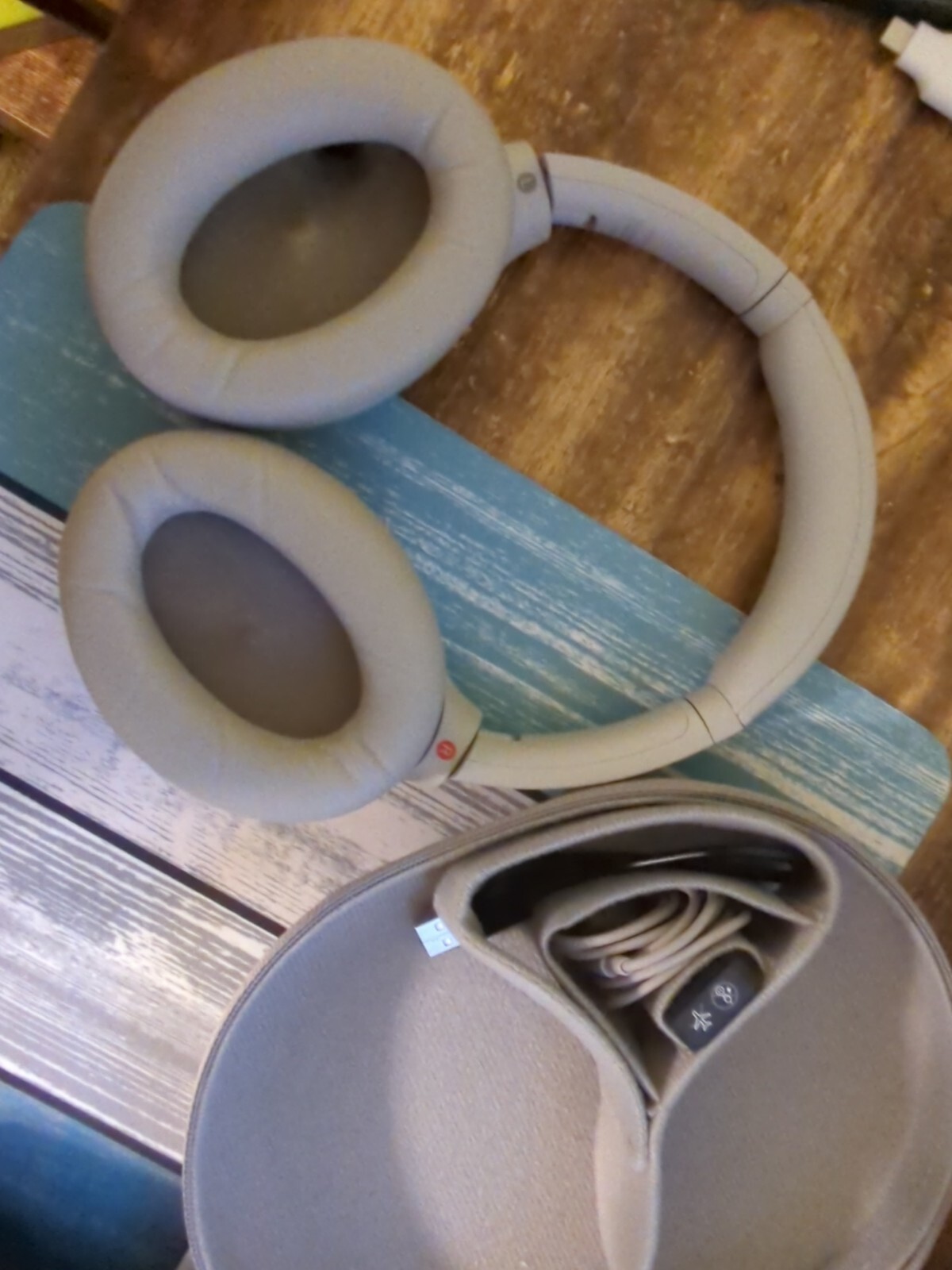 Sony WH1000XM4 Wireless OverEar Headphones Silver IDEAL IJL