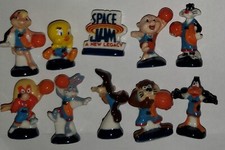Série complète fèves looney tunes space jam warner bros basket