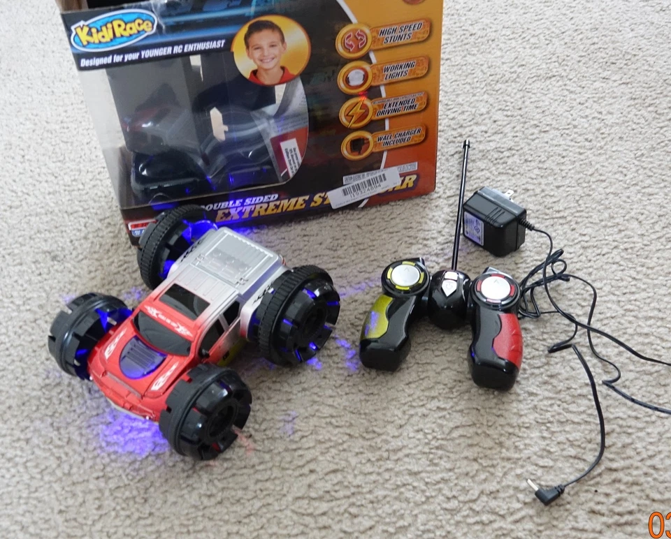 Kidirace FBA_LYSB019FYZ5YW-Toys Double Sided Remote Control RC Stunt Car - Image 2 of 3
