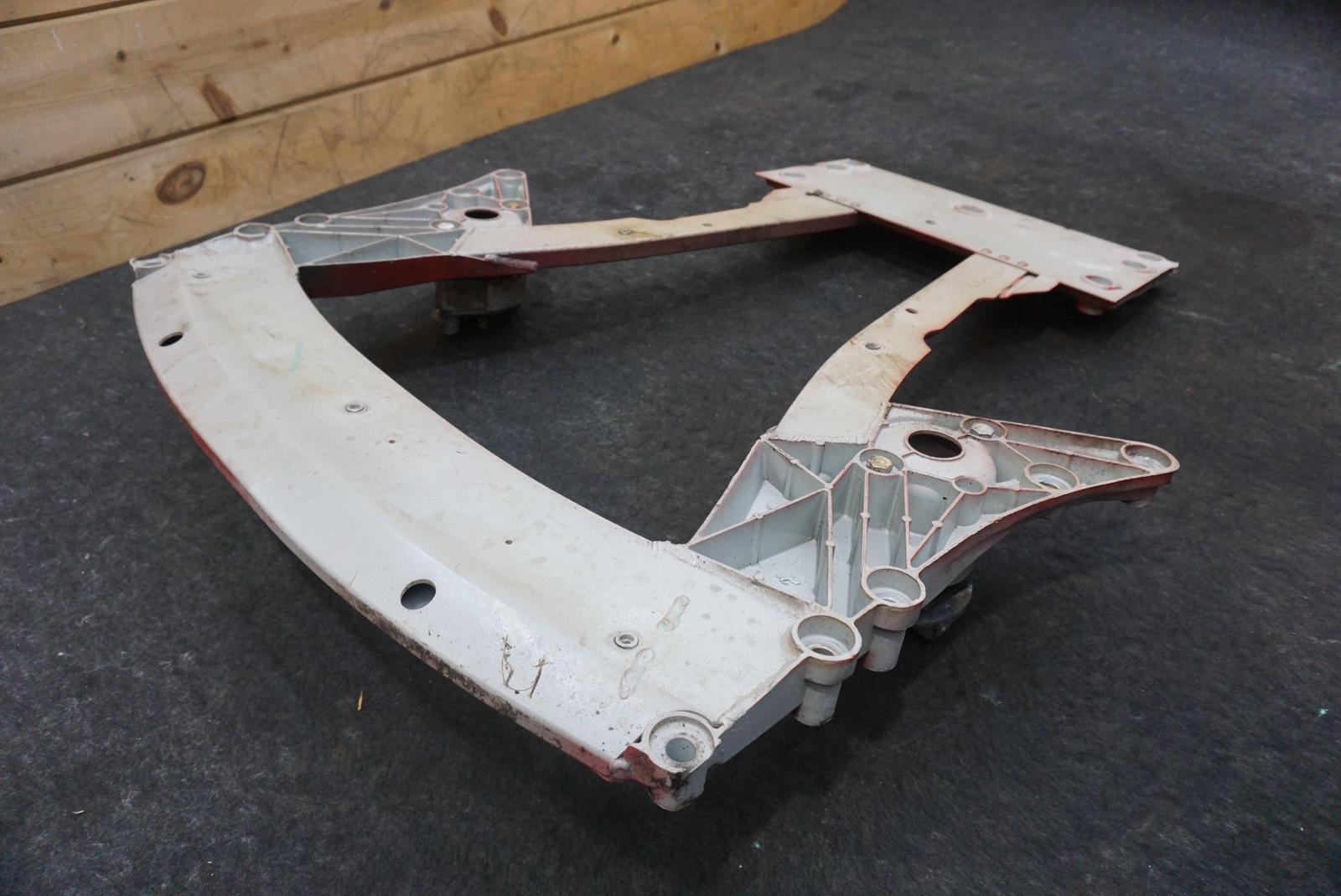 Front Suspension Subframe Engine Crossmember 985278373 Ferrari California 12-14