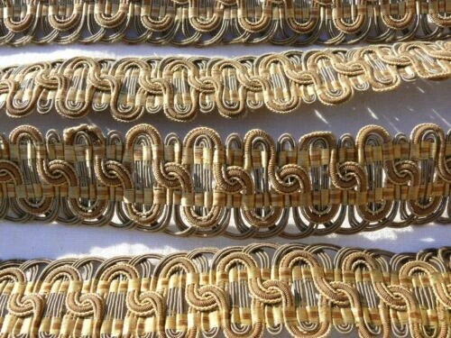 Textiles du XIXe siècle galons en soie