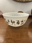 Vintage Pyrex Early American Cinderella Mixing Bowl 2.5 Quart Brown On White 443