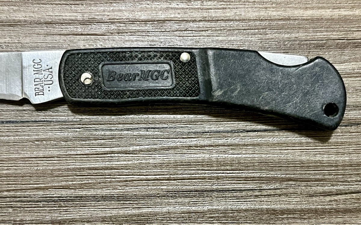 BEAR MGC USA FOLDING POCKET KNIFE LOCKBACK LITE PLASTIC HANDLE